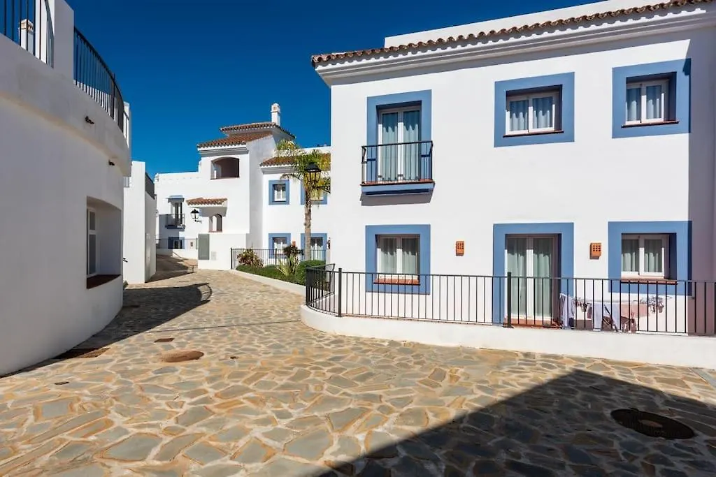 Gated Elegant Penthouse In Paraiso Pueblo Estepona Hiszpania